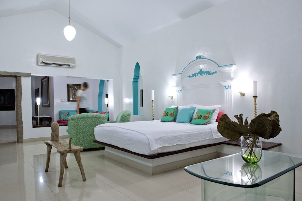 Purity at Lake Vembanad 3