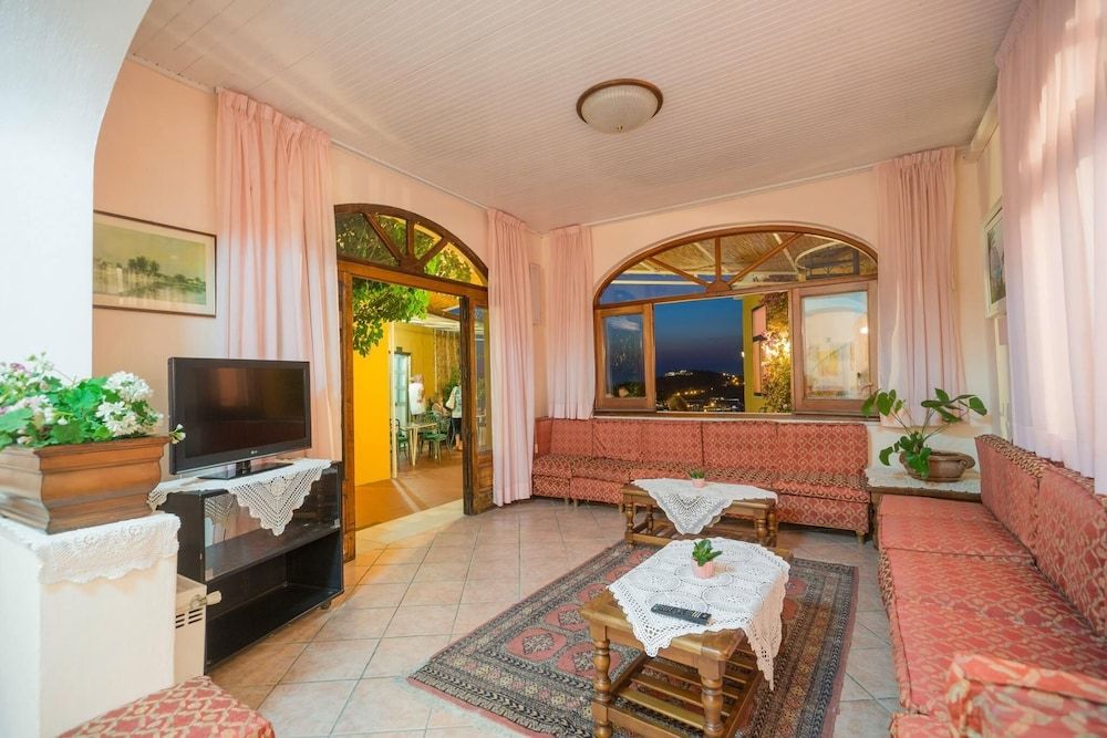 Hotel Pensione Monti 3