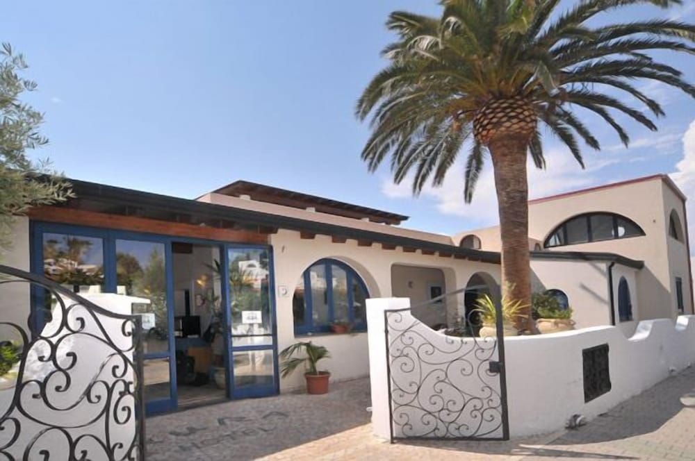 Hotel Aura 3 estrelas em Lípara