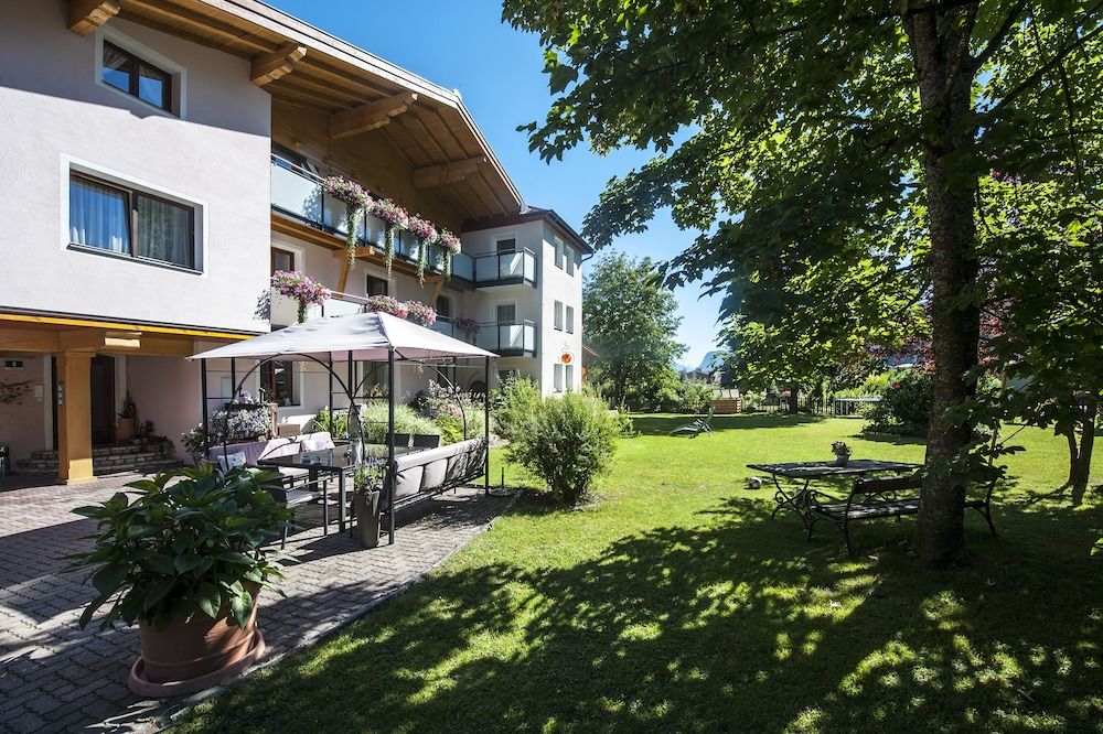 Aparthotel Kristall 3 estrelas em Altenmarkt im Pongau