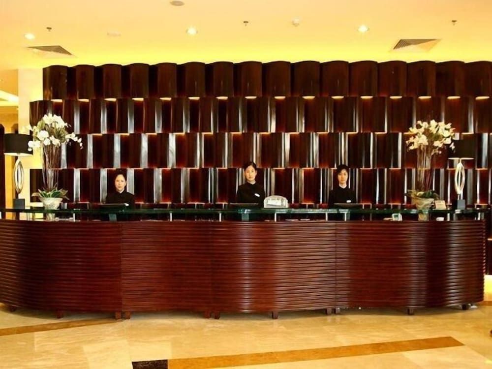 Qian'an Jin Jiang Hotel 2