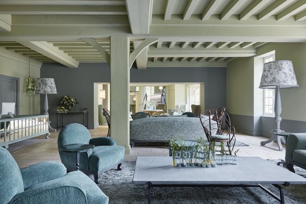 COMO Le Montrachet 3