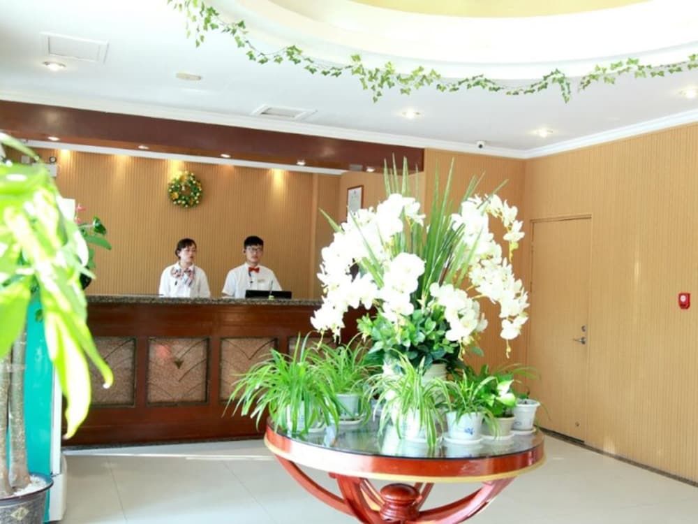 GreenTree Inn HuaiAn QingPu District Huaihainan Road Express Hotel 3
