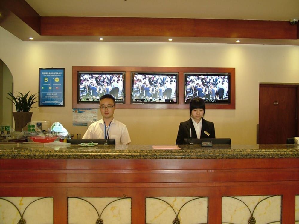 GreenTree Inn Huaian West Huaihai Road Hotel 3