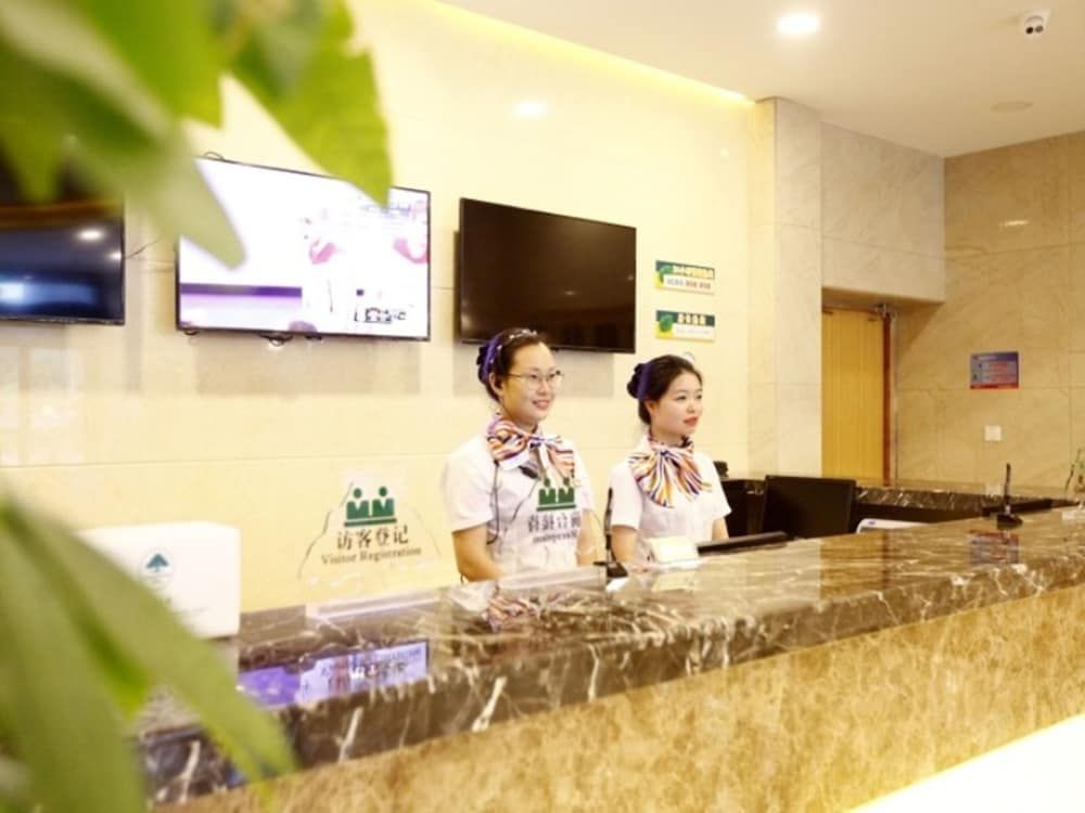 GreenTree Inn Yancheng Dongtai Huiyang Road Guofu Hotel 3