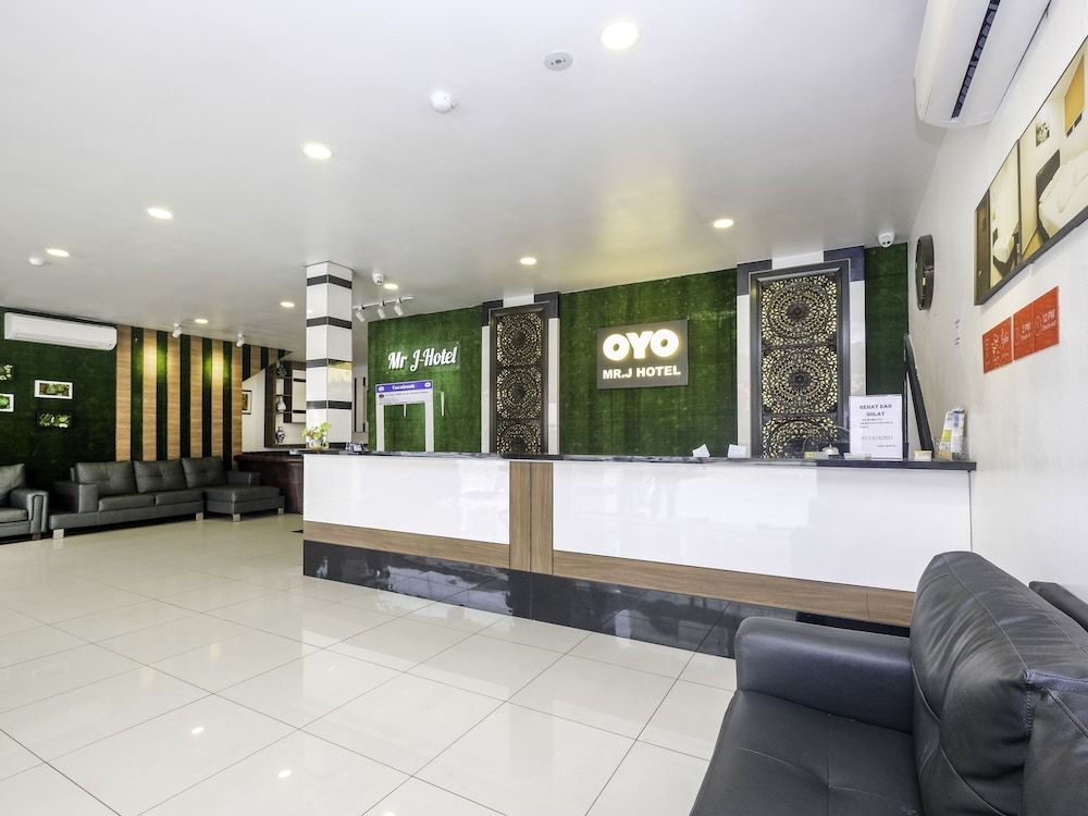 OYO 718 MR J Hotel Wakaf Che Yeh 1 2