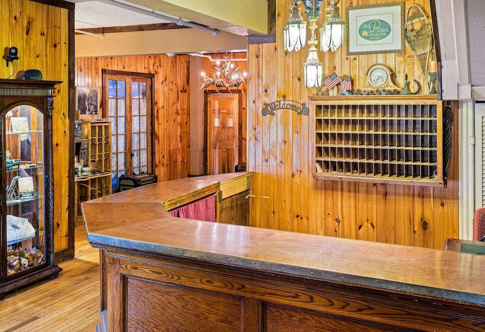 The Pines Inn Lake Placid 3