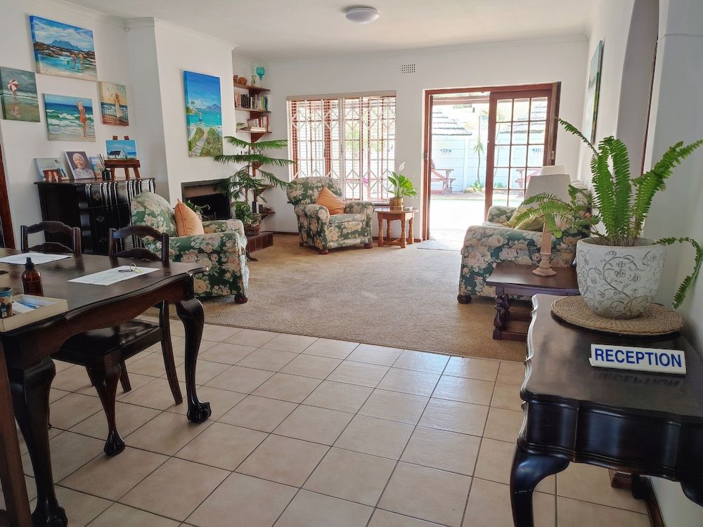 Blouberg Dolphin Inn 2