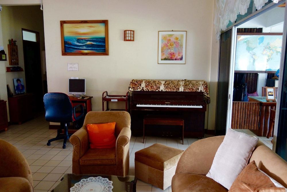 Seaside Travellers Inn 3