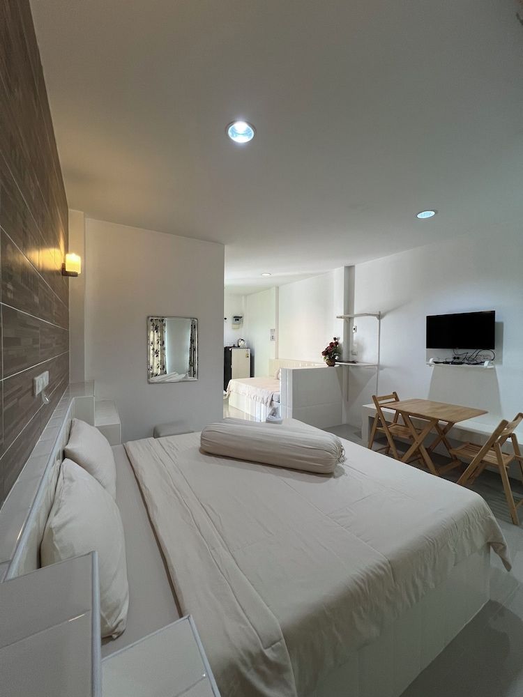 Saraburi Garden Resort 2