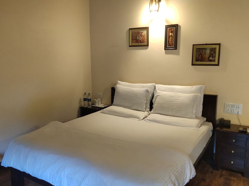 Hill 'N' You - A Boutique Garden Resort 2