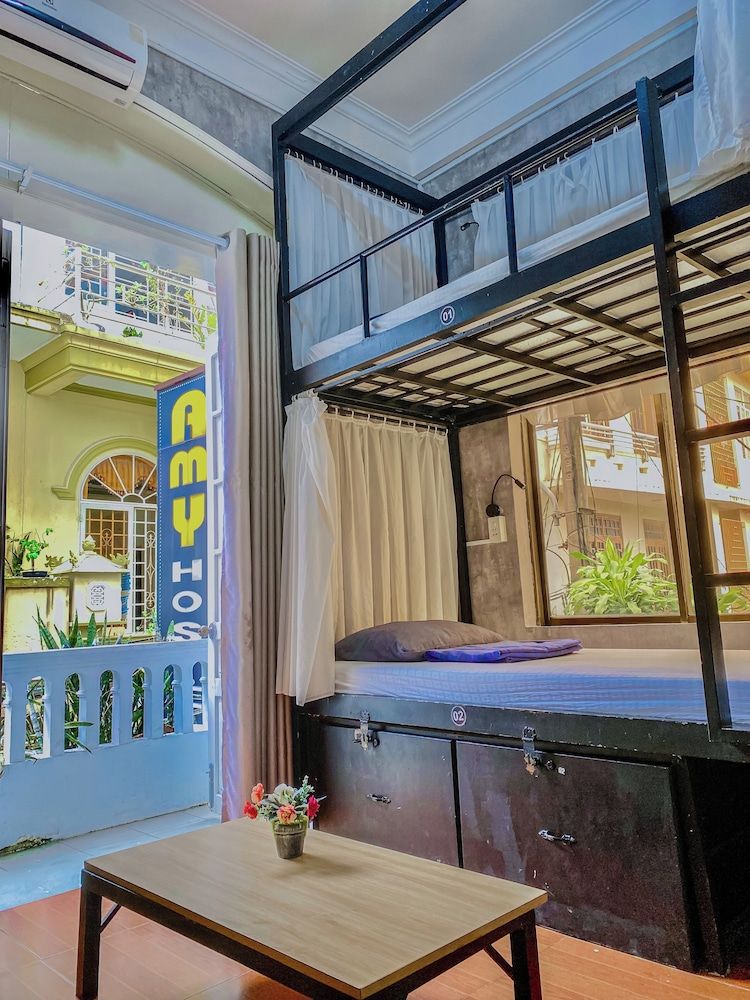 Amy Hostel Hue 3