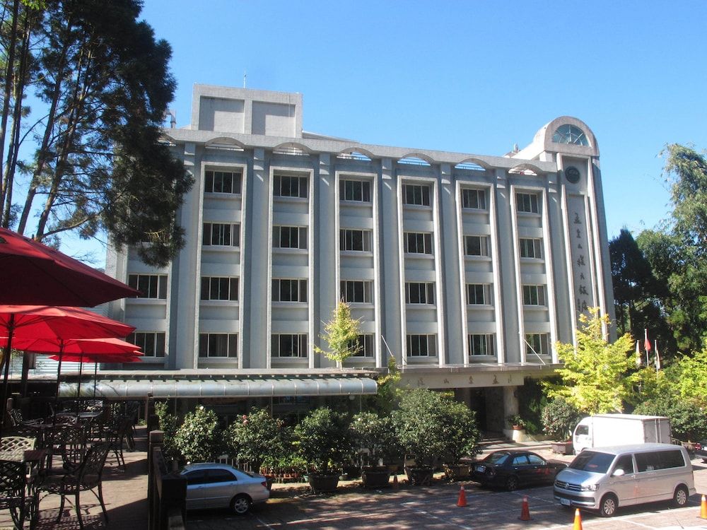 Ginkgo Hotel 3 estrelas em Lugu