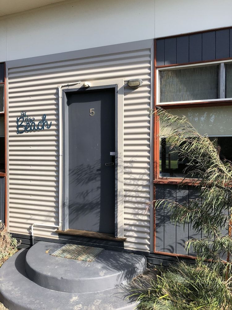 Beach Holiday Apartments 2