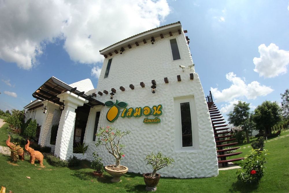 Lemon Resort -1 estrellas en Buriram
