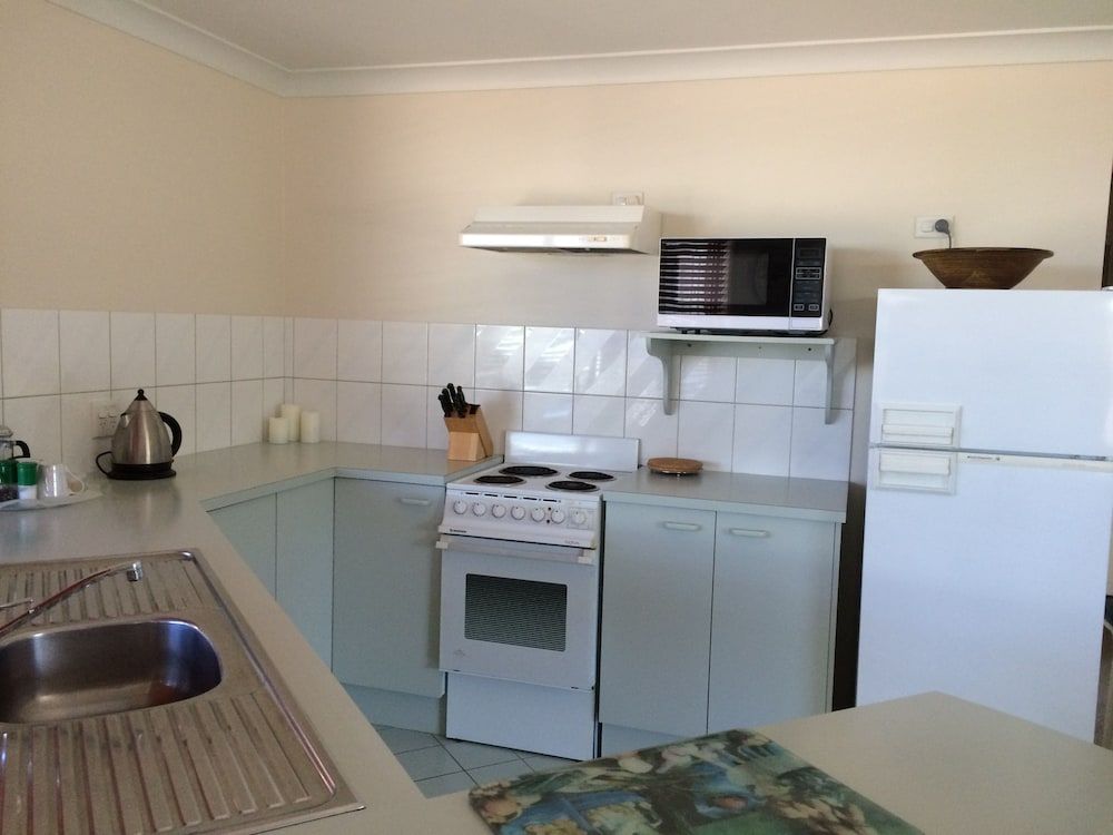 Captain's Quarters 2