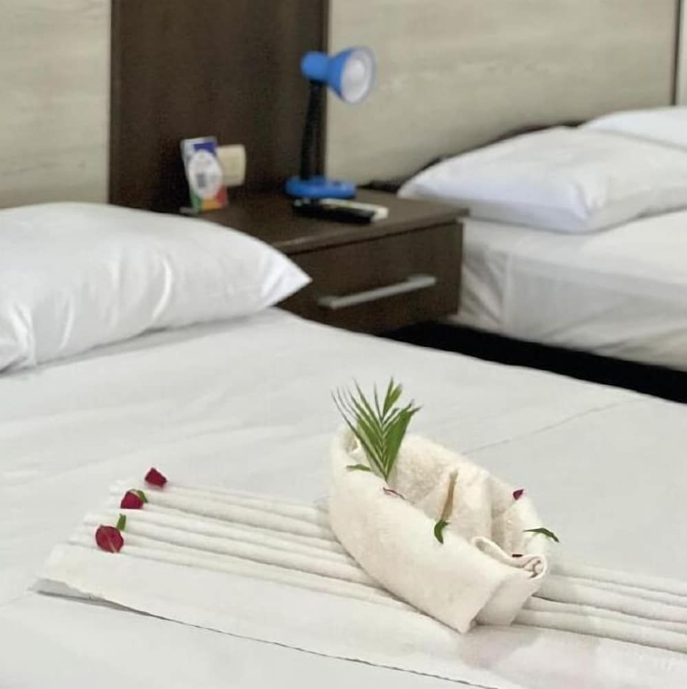 Hotel Claudio & Gloria Beach Front 3