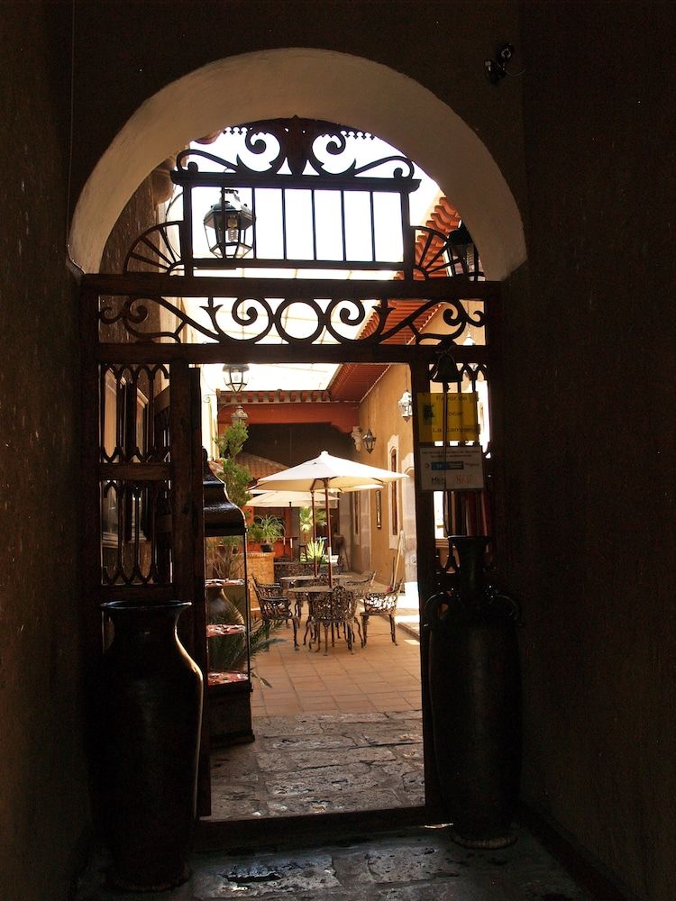 Hotel Del Callejon 2