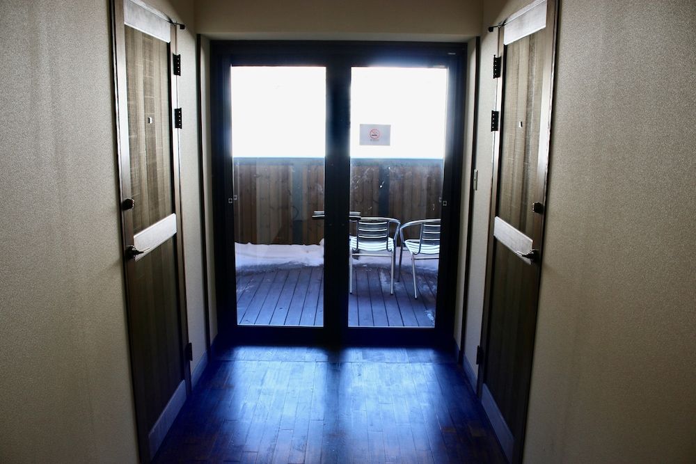 Spa Lodge Redwood Inn 2