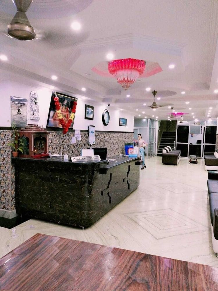 Hotel KS International 3