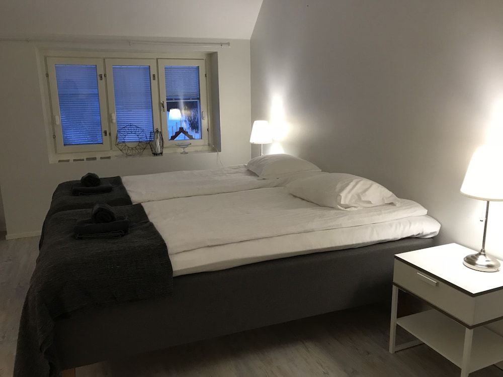 Green Door Apartments 2