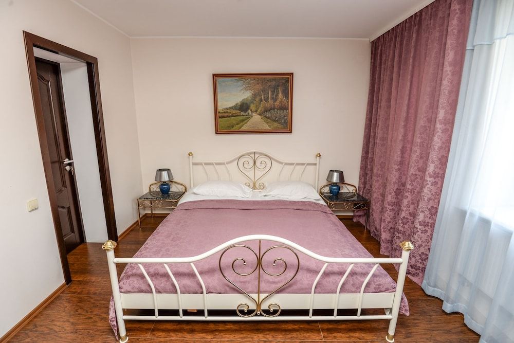 Columba Livia Guesthouse 2