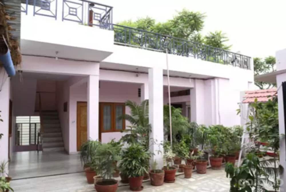 Hotel Jai Maa Palace 2