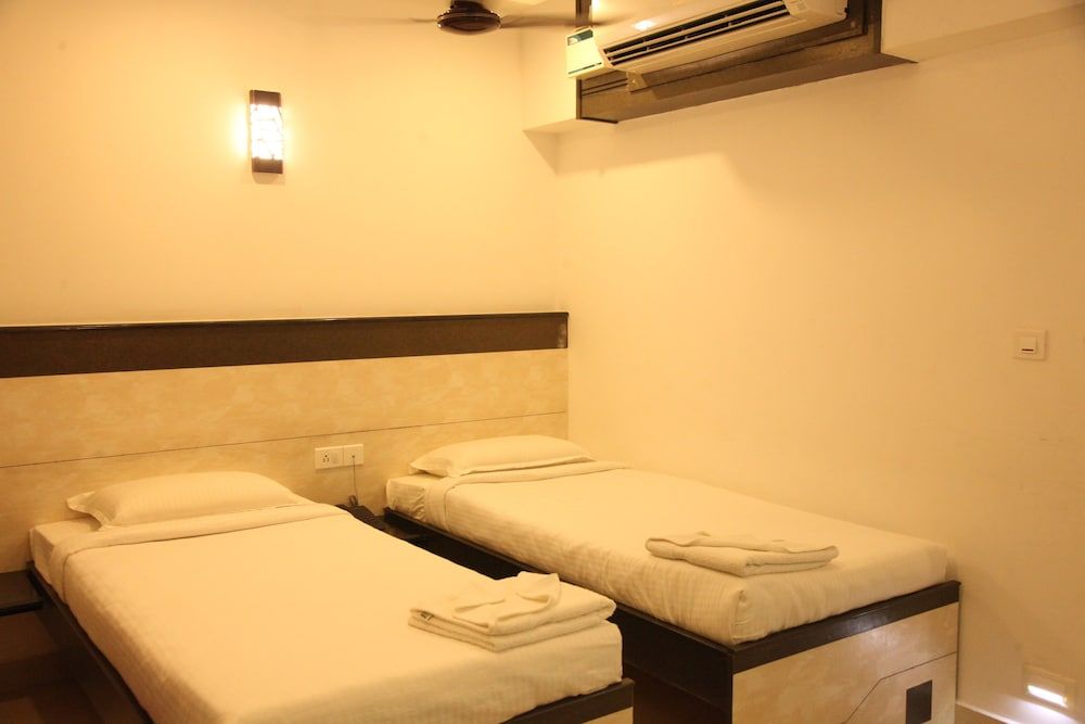 Hotel Karpagam International 3