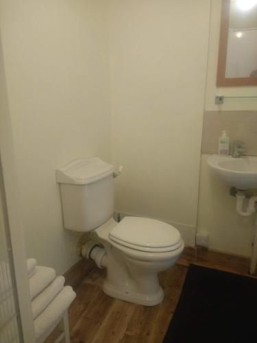 Lisieux House on Lough Neagh 3