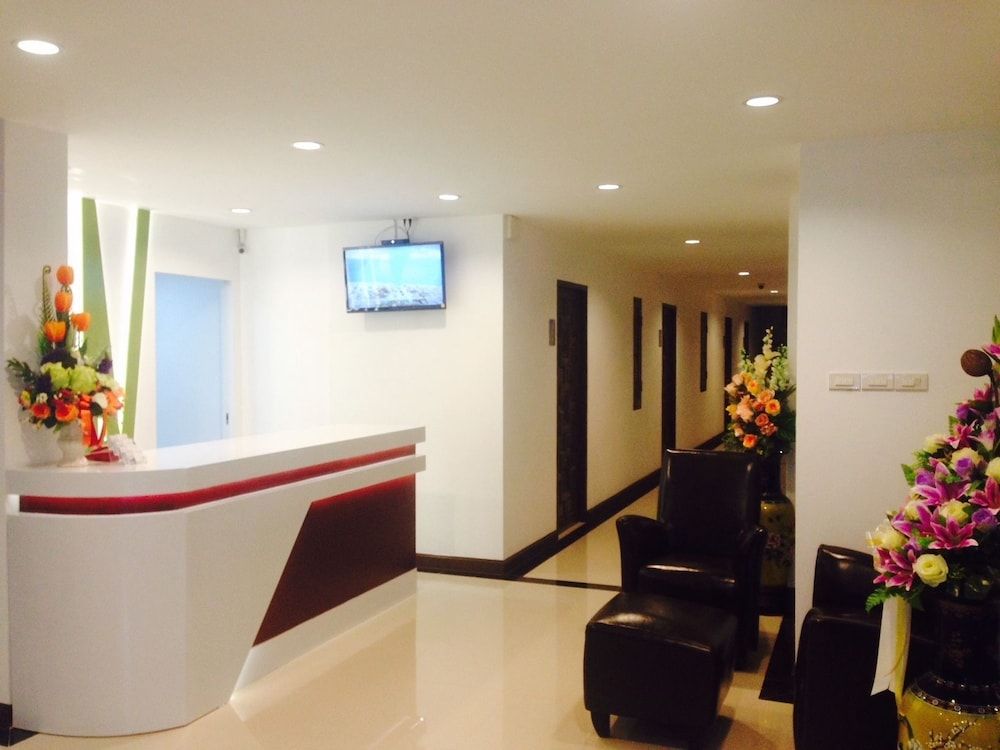 Praiyanan Place Hotel 2