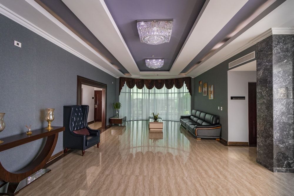 Hotel City Plaza & Suites 2