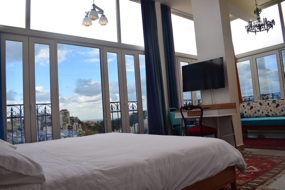 Damask Rose Lebanese Guest House -1 estrellas en Jounieh