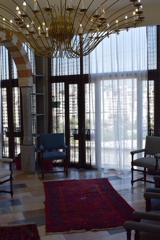 Damask Rose Lebanese Guest House 3