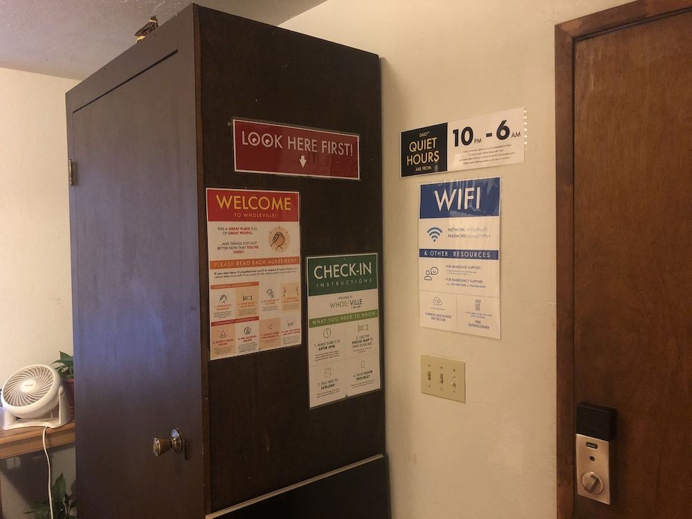 WHOLE Family - WholeVille - Hostel 2