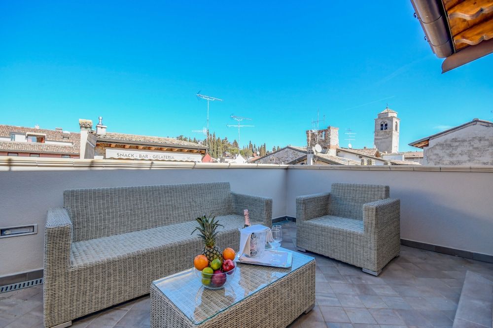 Luxury Suite Sirmione -1 estrellas en Sirmione