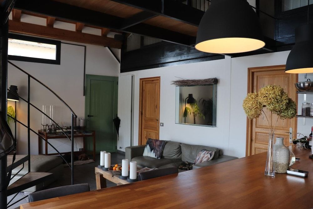 Skylark Bed & Breakfast 2