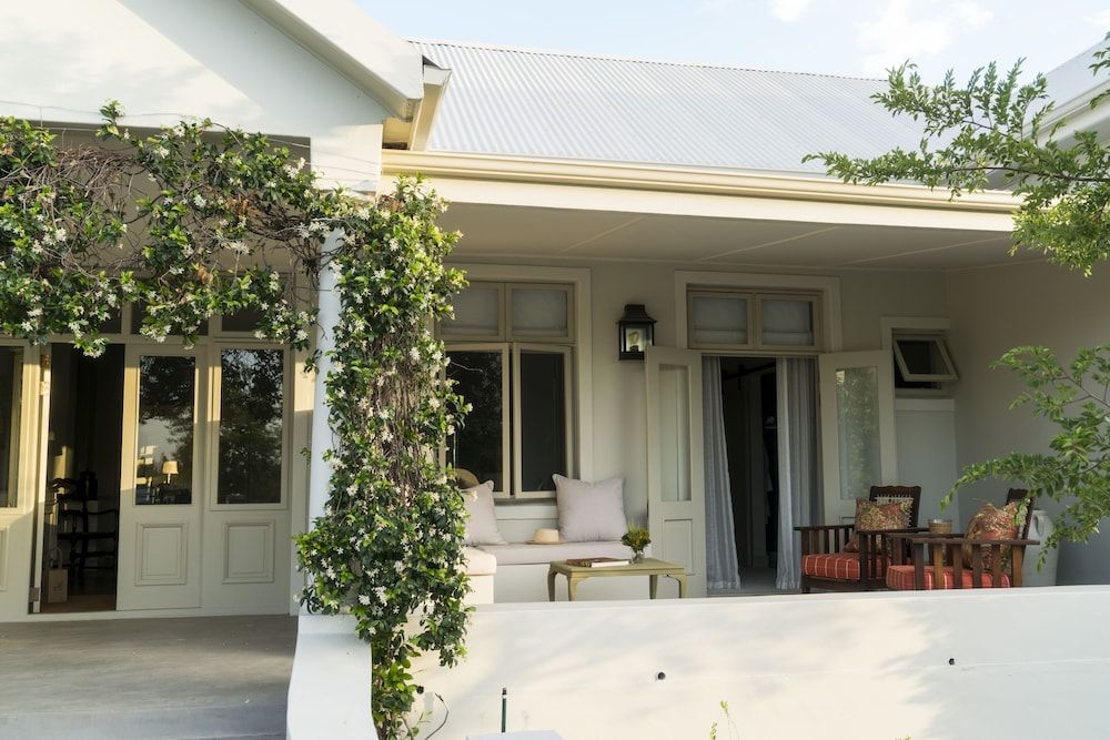 Cape Vue Country House 2