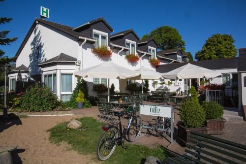 Das FRITZ Hotel Schwerin schöne Lage im Grünen mit regionaler Küche kostenfreien Parkplätzen und E Ladestation 3 étoiles à Schwerin