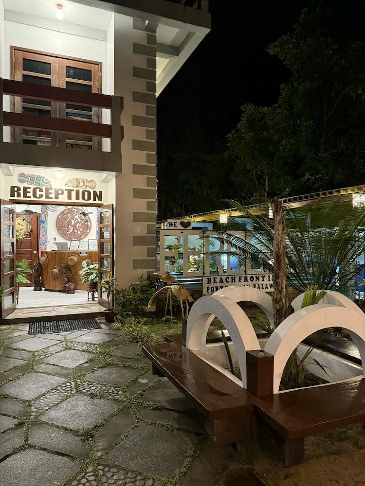 Ferellee Beachfront Inn 2