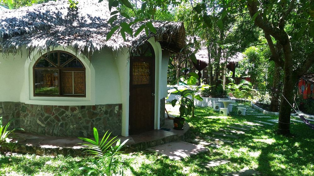 Flower Power Village 3