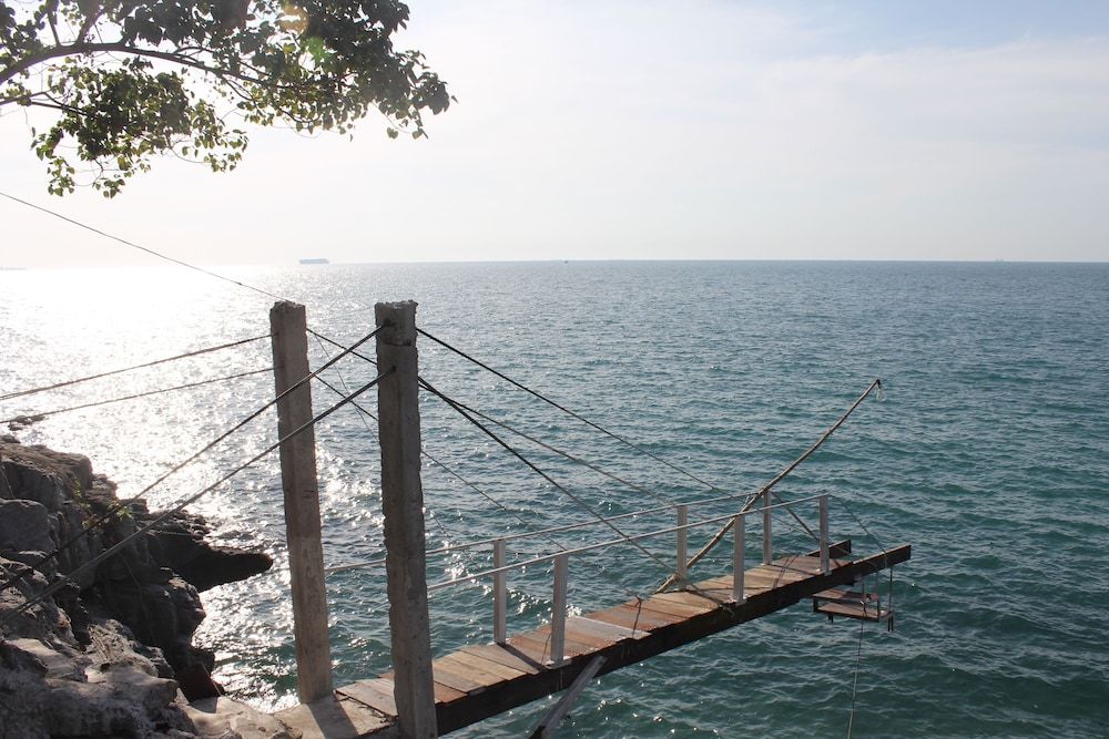 Koh Sichang Unseen -1 estrellas en Ko Si Chang