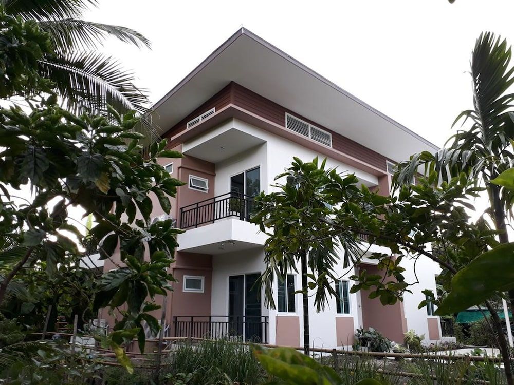Baan Klangsuan Bang Korbua 1