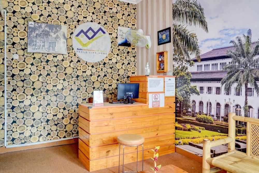 Radio Backpacker Guesthouse 2