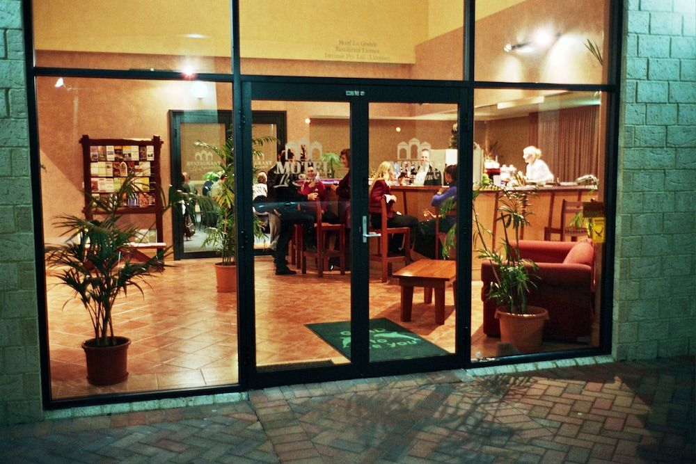 Motel Le Grande 2