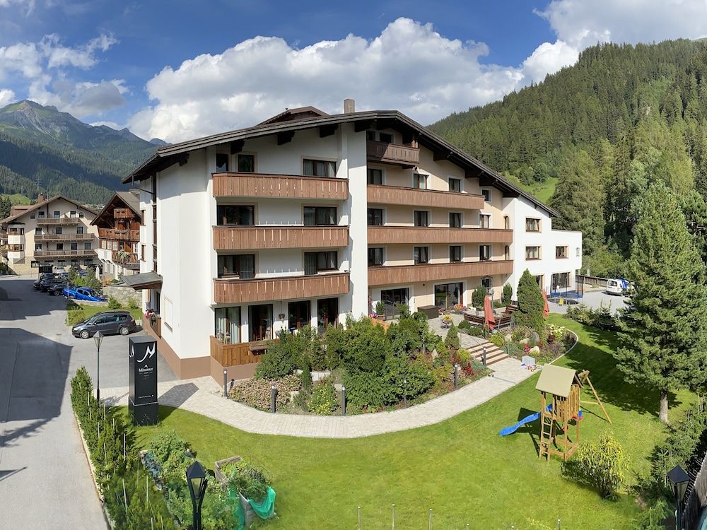 Hotel Garni Mössmer 4 estrelas em Sankt Anton am Arlberg
