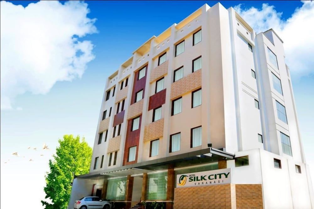 Hotel Silk City 1