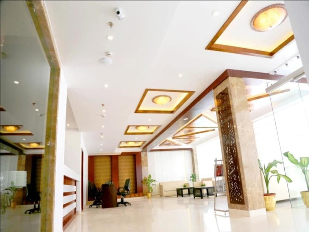 Hotel Silk City 2