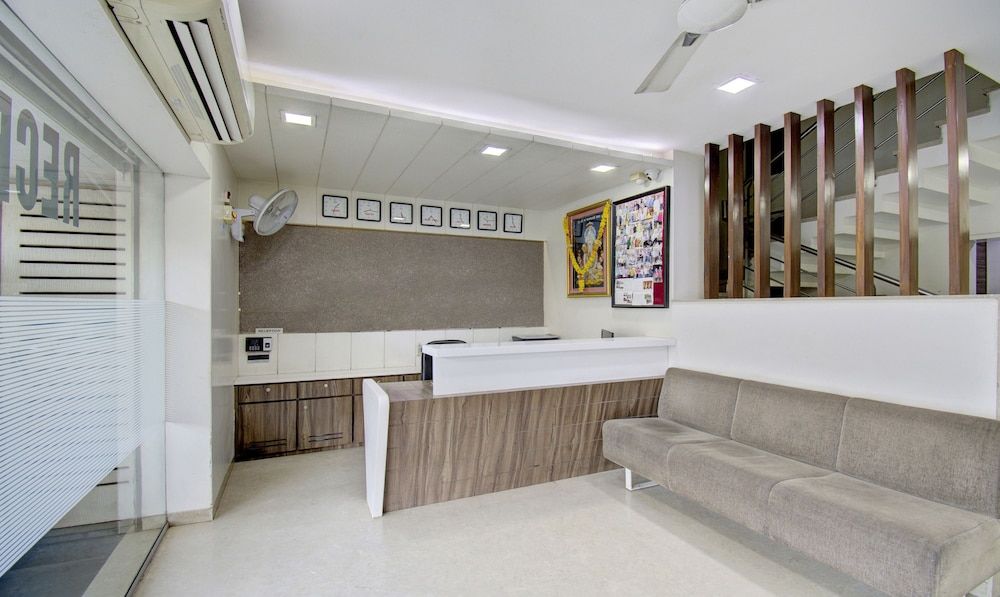 Treebo Lalaji's Executive 3