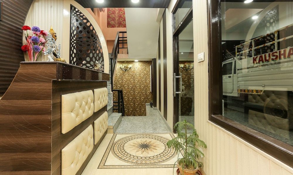 Treebo Roshan House With Valley View 2
