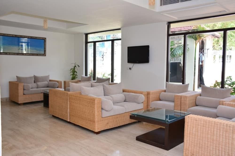 Country Inn Tarika, Goa, Varca Beach 2